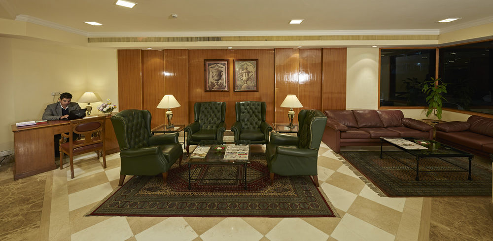 Club Mahindra White Meadows Hotel มะนาลี ภายนอก รูปภาพ