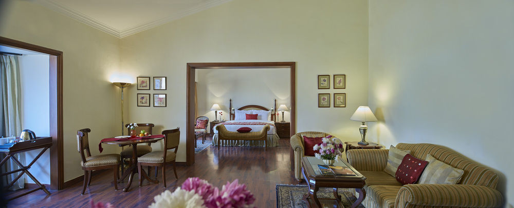 Club Mahindra White Meadows Hotel มะนาลี ภายนอก รูปภาพ